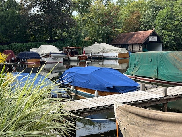 Sunday Painting at Freebody’s Boatyard, Hurley